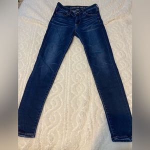 American Eagle hi-rise jegging  size 4